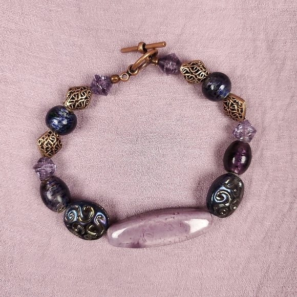🦋 Purple and Copper Beaded Bracelet 🦋1/$14~2/$24~3/$30🦋 - Picture 6 of 7
